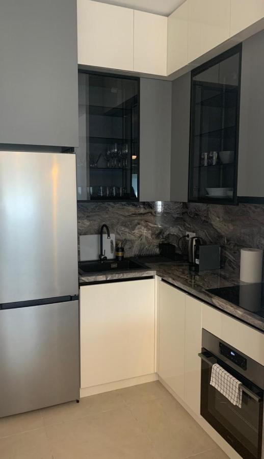 Appartamento Kej Danube Lux Free Garage Novi Sad Esterno foto